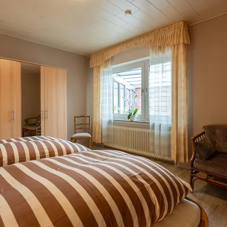 Engelmann, 35107 Holtland